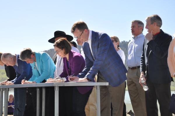 Signing of Klamath Basin Agreements 