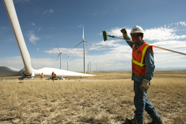PacifiCorp Wind Turbine Construction